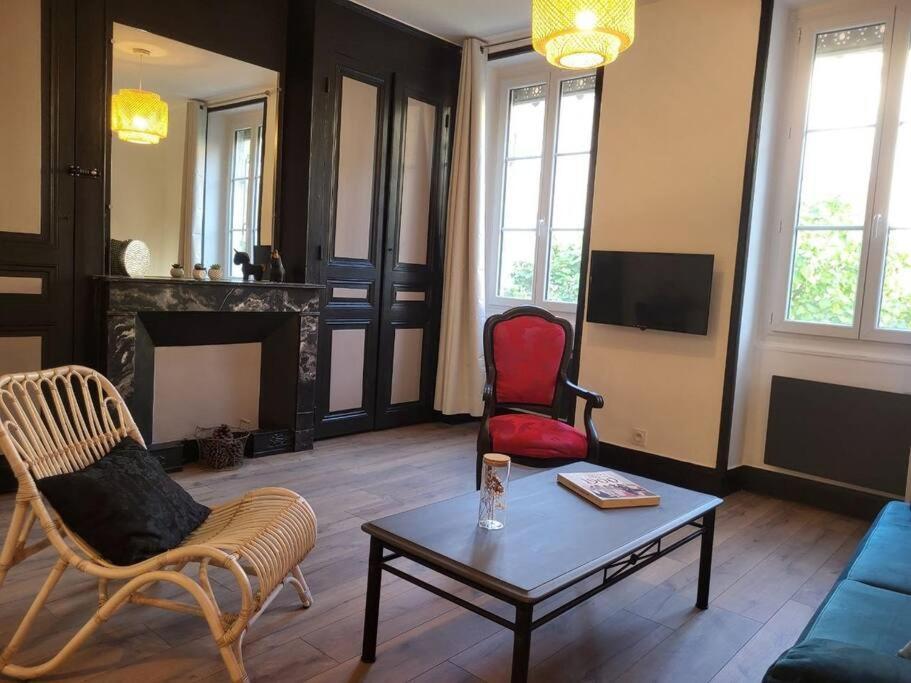 O Bon'Endroit - Appartement Confort - Centre Ville 维也纳 外观 照片